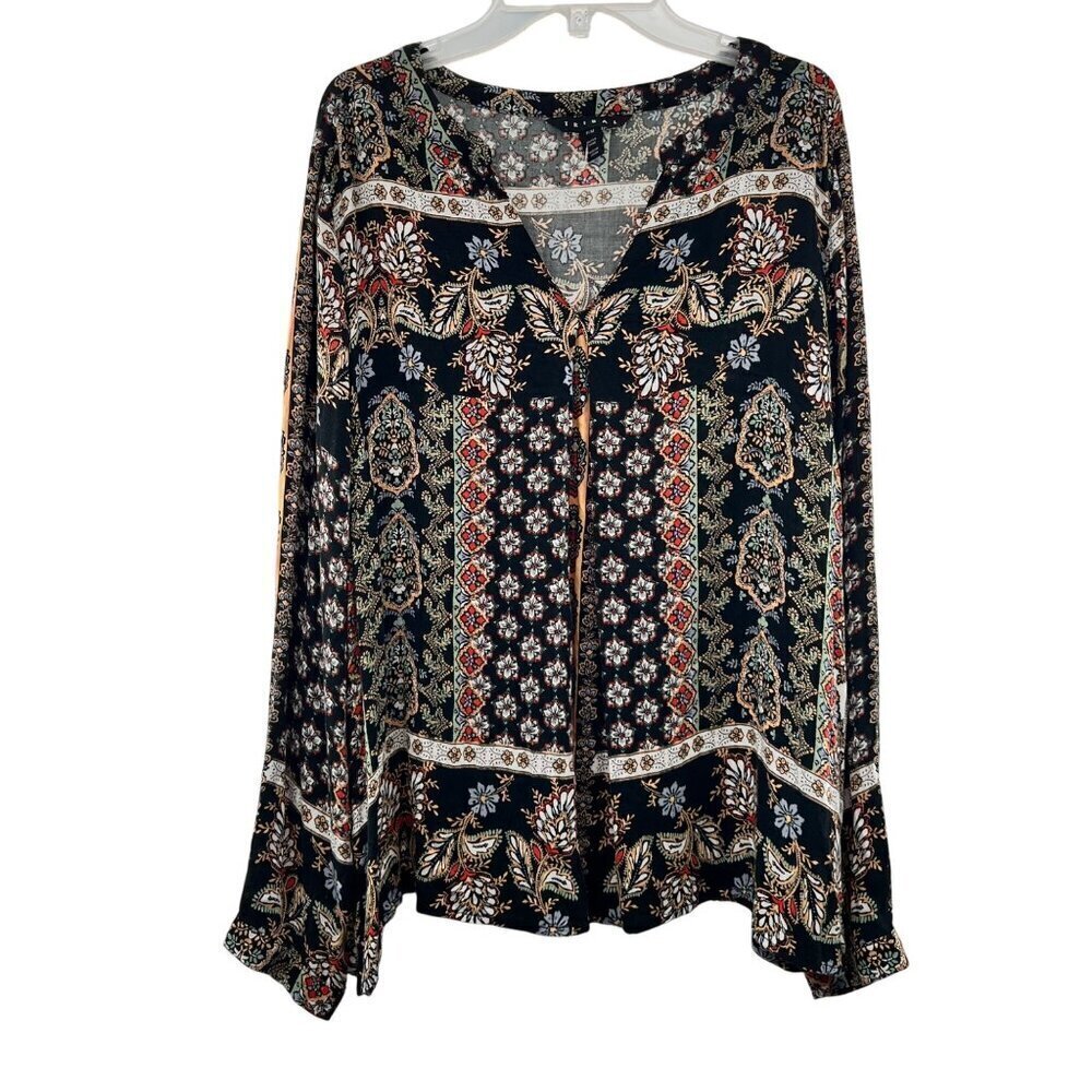 Tribal Floral Top Women's Size MP Black/Multi Long Sleeve Lightweight Pullover